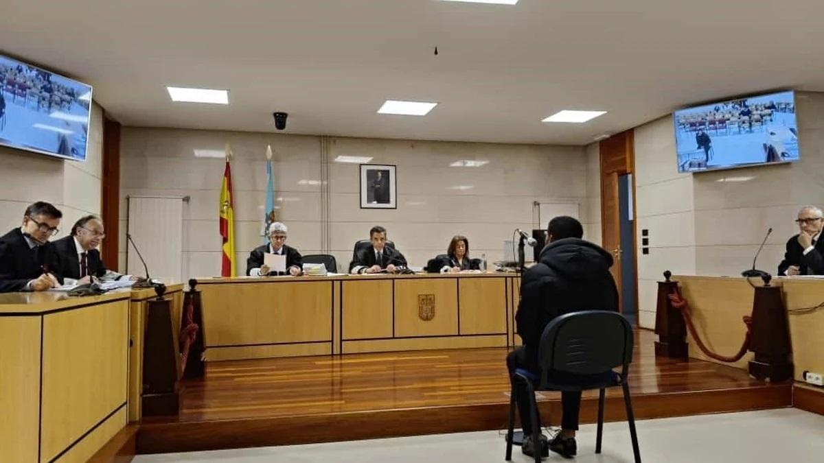 El ADN del joven apuñalado una discoteca del Ensanche coincide con la sangre hallada en la sudadera del acusado