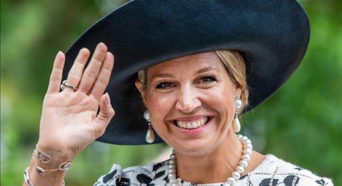 zentauroepp49713125 netherlands 05 09 2019 queen maxima leaves after the vis190910183504 zentauroepp49713125 netherlands 05 09 2019 queen maxima leaves after the vis190910183504
