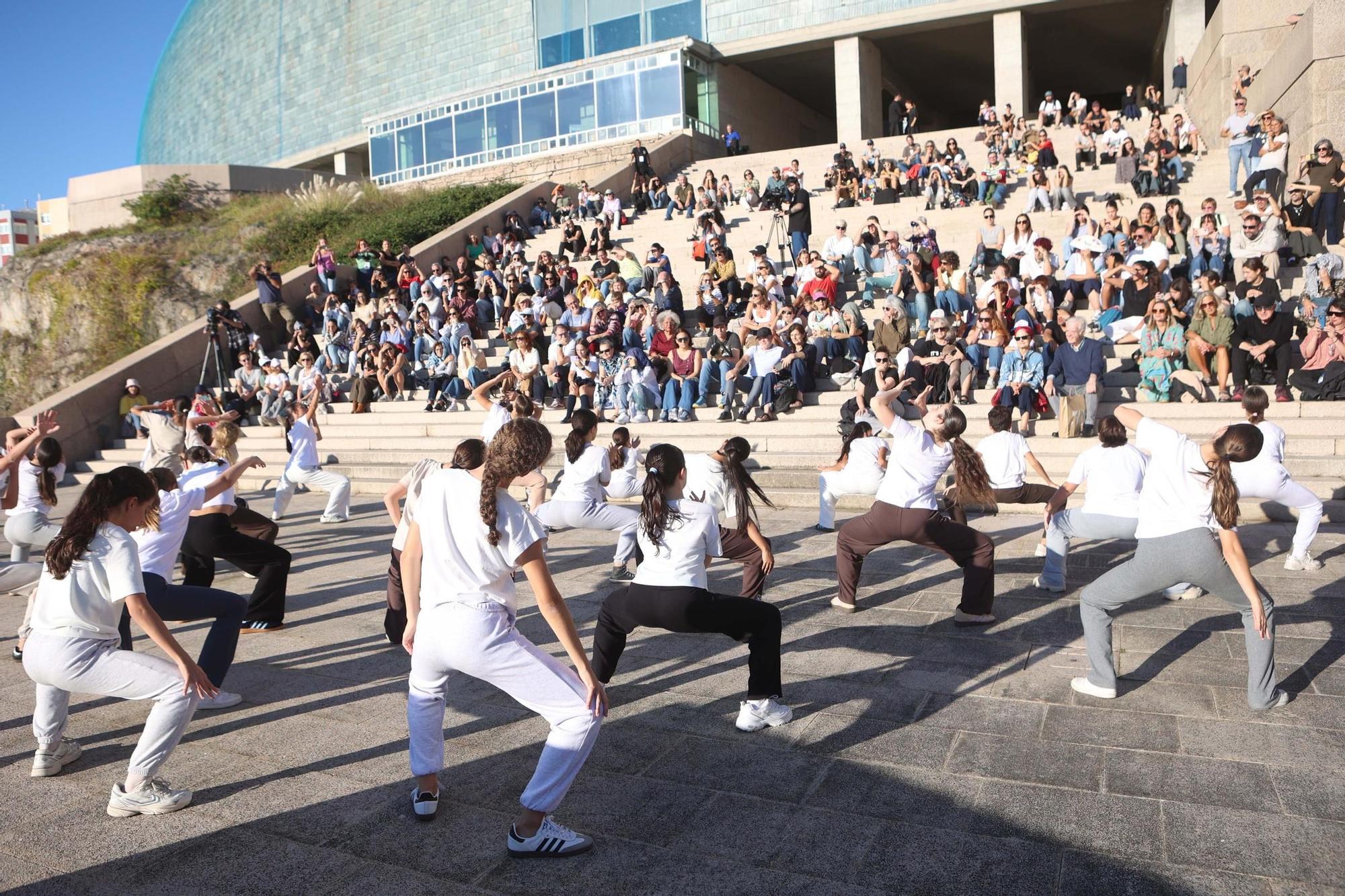 El festival de danza Quincegotas toma las calles de A Coruña