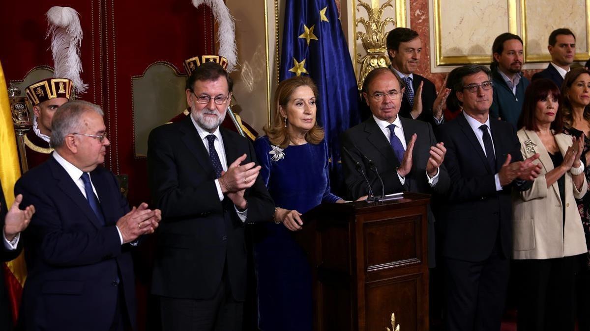 El presidente del Gobierno, Mariano Rajoy, y las altas autoridades del Estado en el acto de celebración del 39 aniversario de la Constitución.