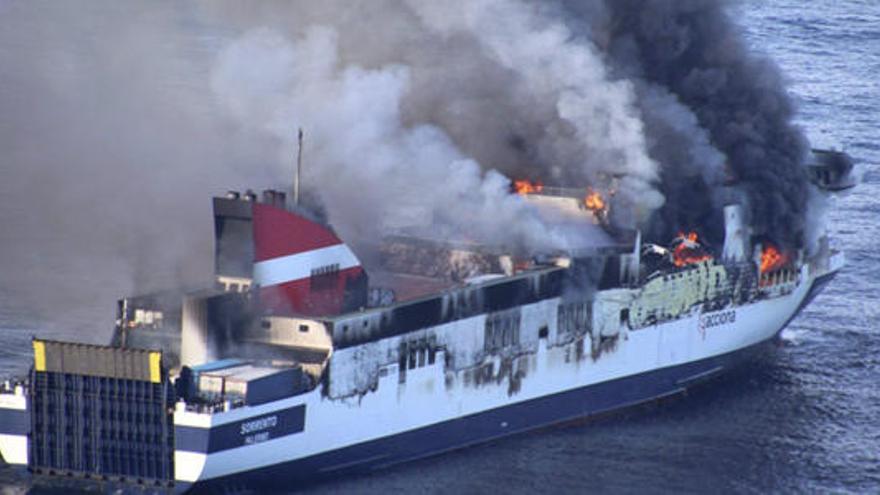 Greenpeace pide que el &quot;Sorrento&quot; sea remolcado a un puerto &quot;de inmediato&quot;