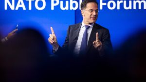 El secretario general de la OTAN, Mark Rutte, durante un foro previo a la cumbre de la OTAN, este martes en La Haya.