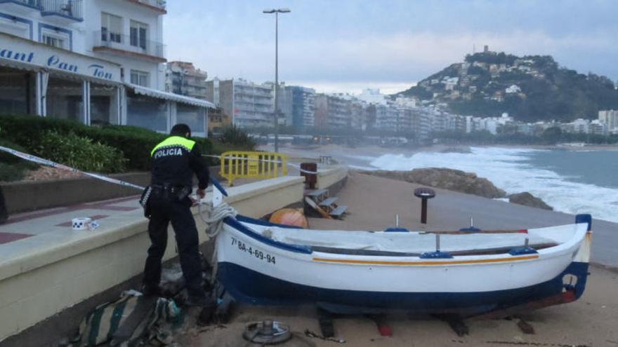 El temporal de llevant s´endú platges