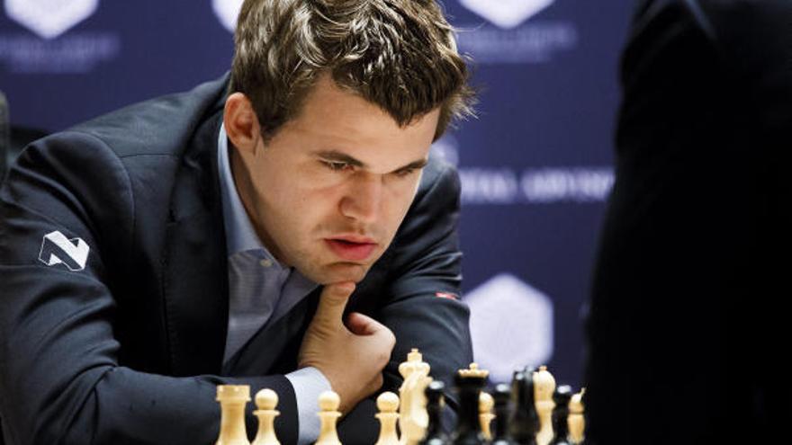 Carlsen se arriesga a una fuerte multa