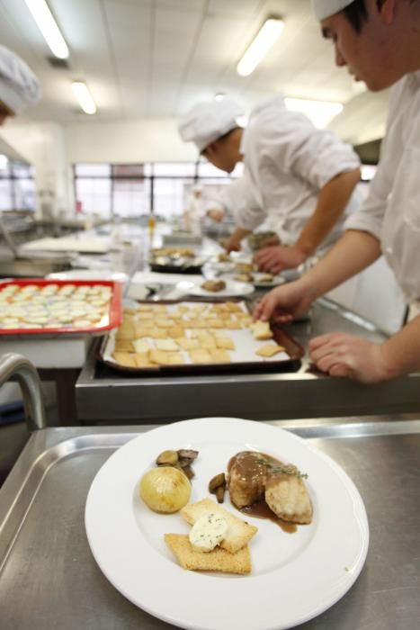 Menús internacionales en la Escuela de Hostelería de Gijón