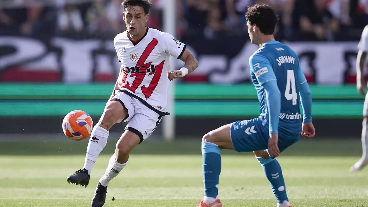 El Rayo mantiene el sueño europeo y frena la pelea por la 'Champions' del Betis