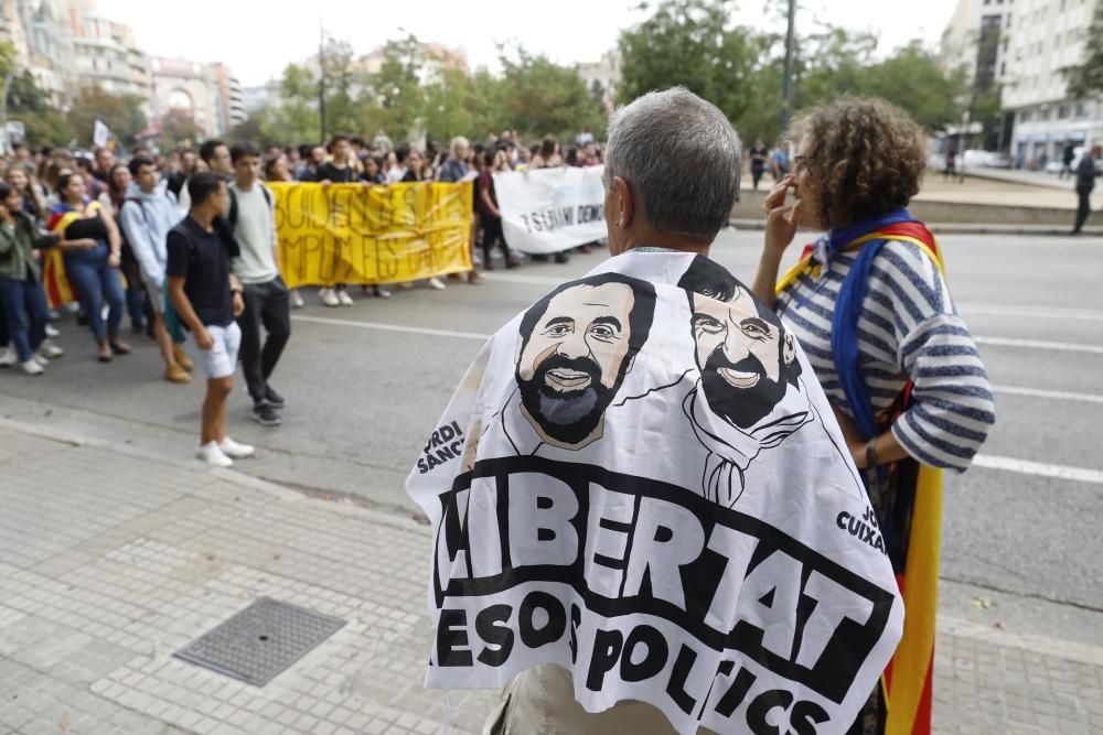 Concentracions a Girona en protesta per la sentència del procés