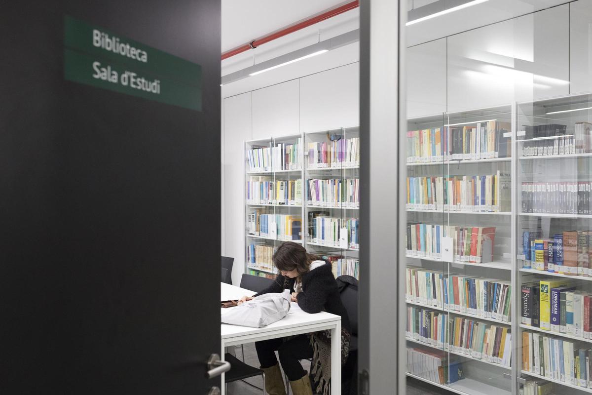Una de les aules de la xarxa d’aules universitàries distribuïdes per les comarques gironines