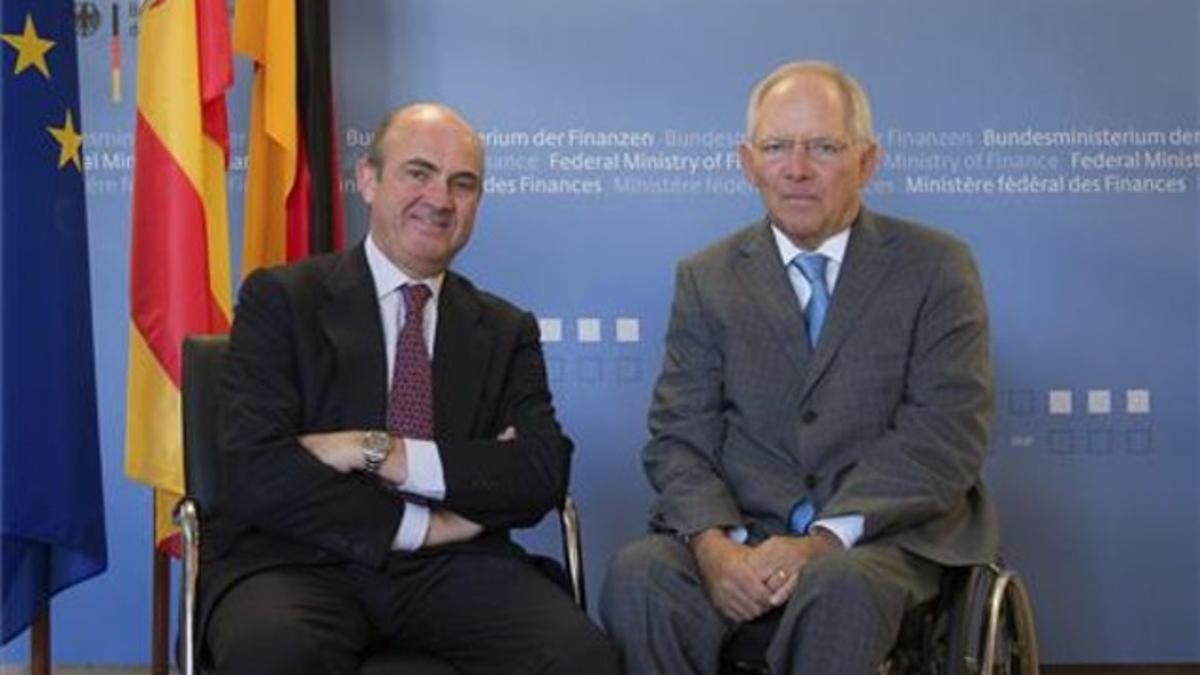 Luis de Guindos y Wolfgang Schaüble en Berlín.