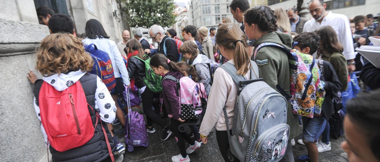 Alumnado en la vuelta al colegio.