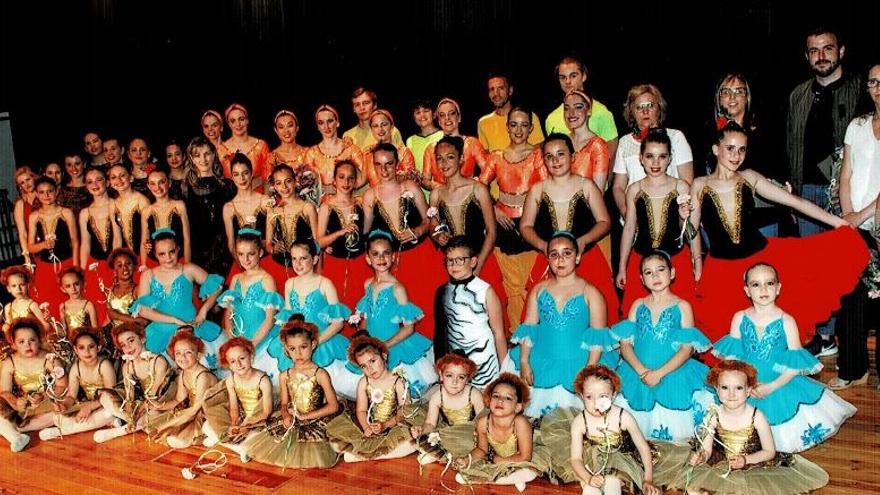 L’escola de dansa Maria Cinta de Súria celebra avui el 40è aniversari