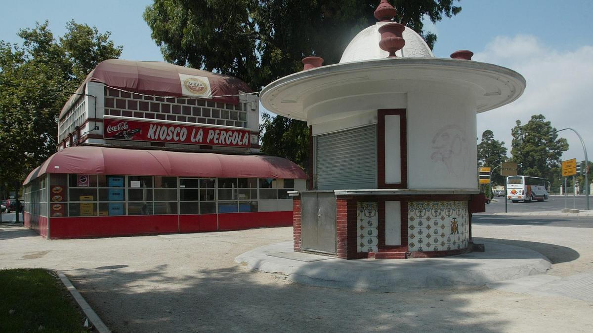 Mejores tortillas en Valencia: el Quiosco la Pérgola tiene una de las terrazas más peculiares de la ciudad.