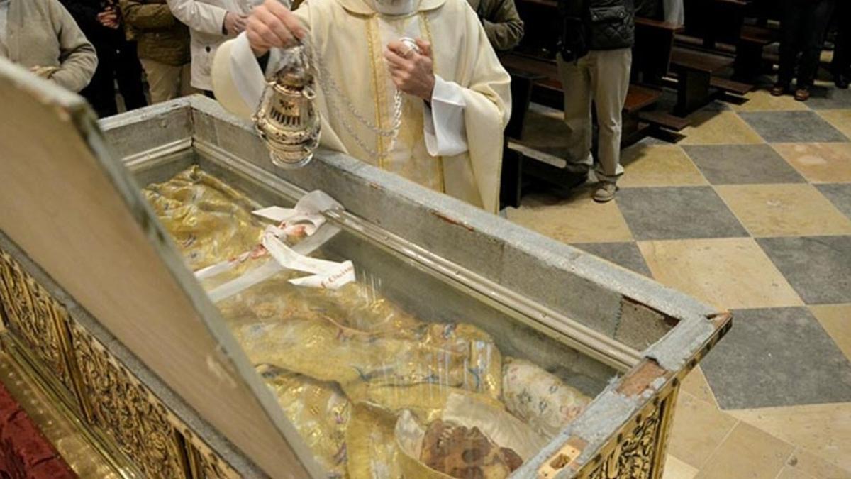 El cuerpo incorrupto de San Diego expuesto en la Catedral Magistral