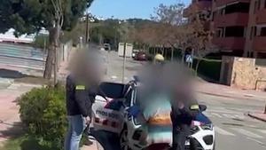 Imagen de la detención de la sospechosa en Lloret