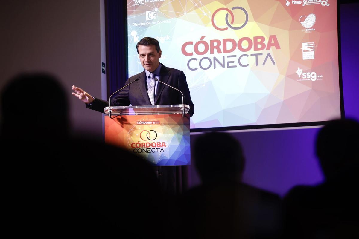 Córdoba Conecta. Foro sobre Municipalismo Provincial. Salón de Plenos de la Diputación. José María Bellido, alcalde de Córdoba