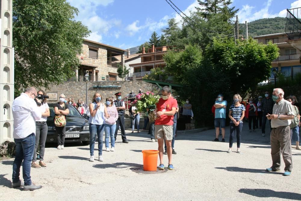 Els veïns reconeixen la tasca dels treballadors de la residència de Bagà