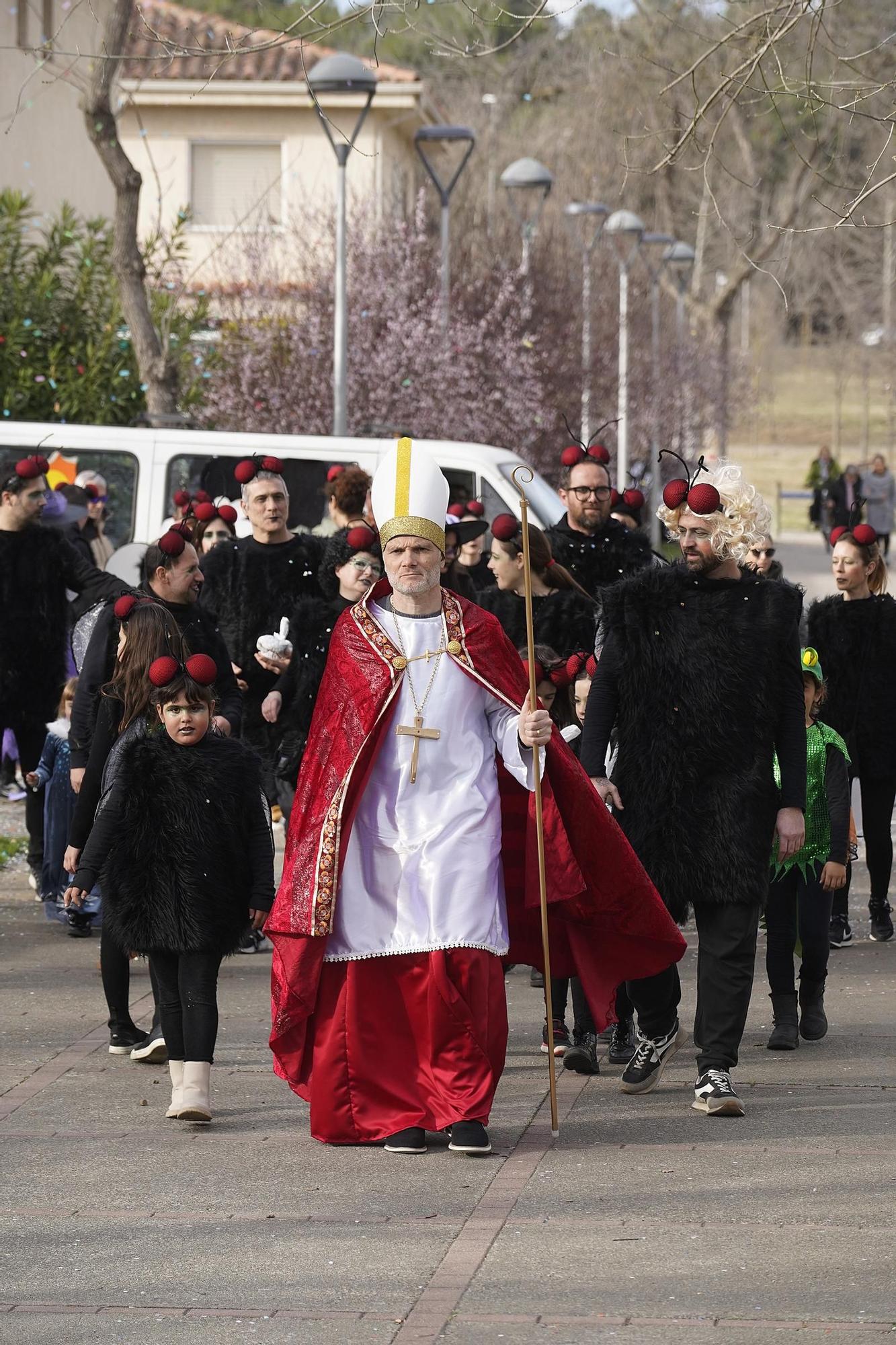 Carnestoltes solidari dels barri de l’esquerra del Ter