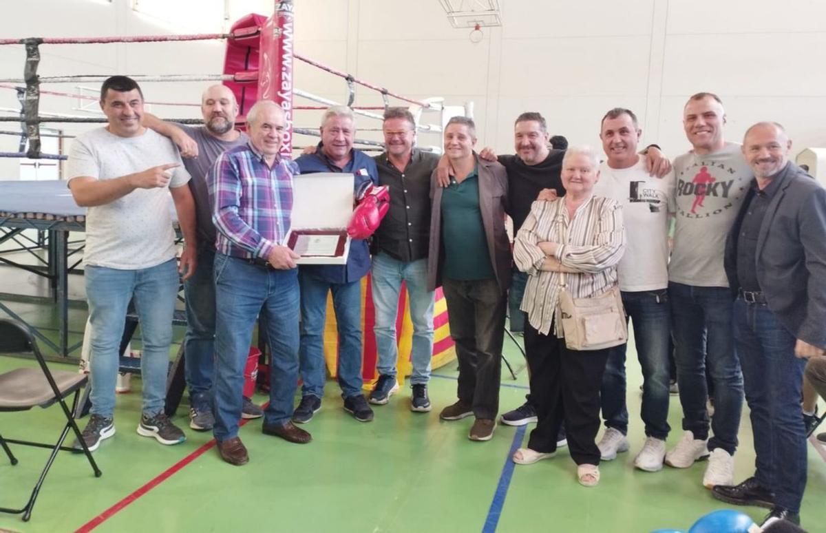 Cachorros Boxing Club y Boxing Lin ridieron homenaje a Florentino García Anadón.