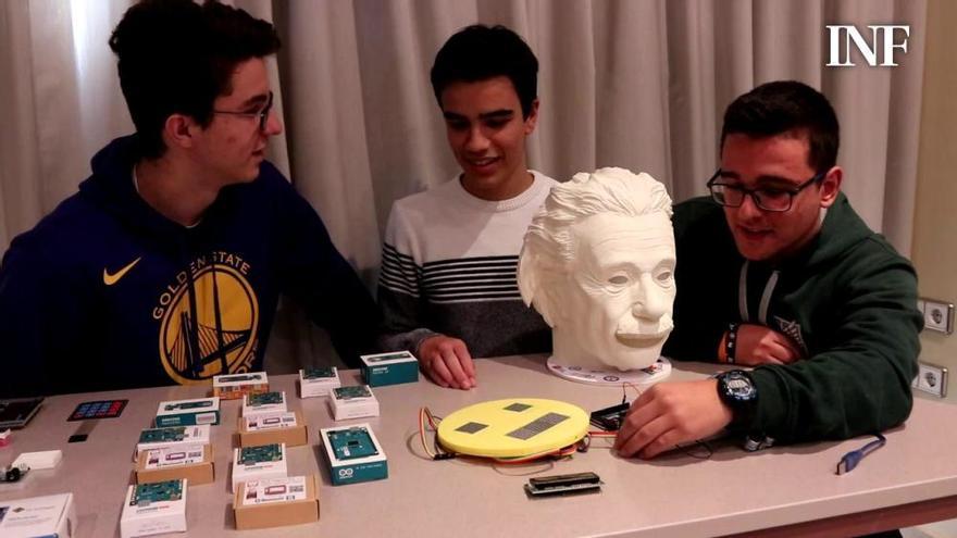 AIJU y el colegio San Roque de Alcoy forman a futuros programadores