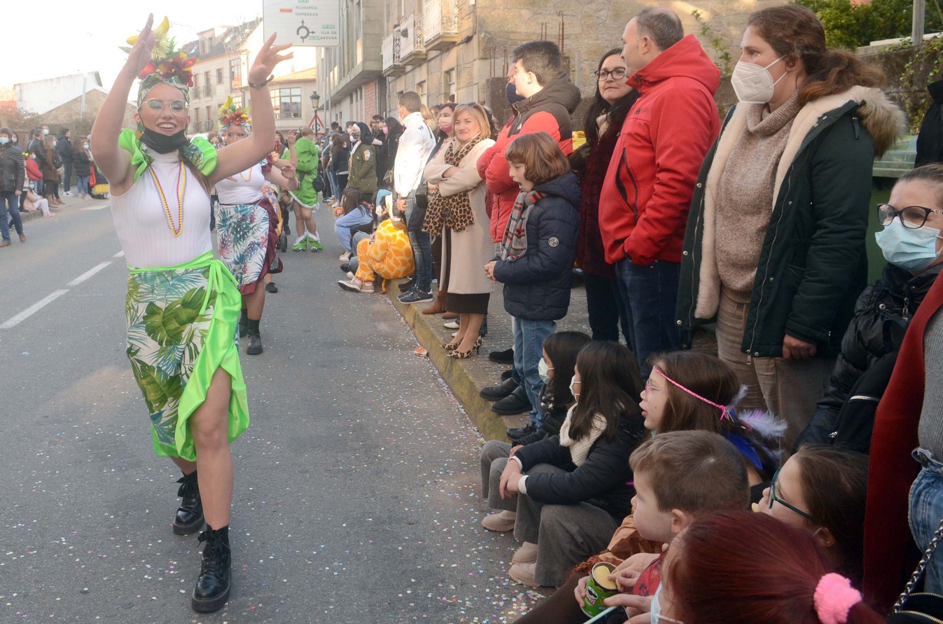 Desfile del Momo en Vilanova para despedir el Entroido 2022.