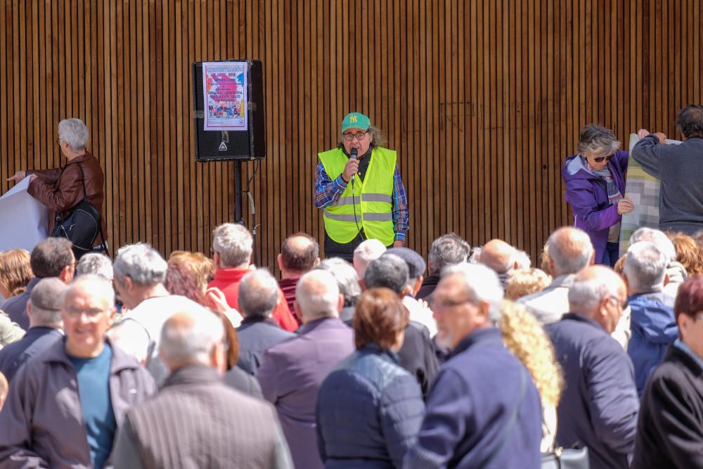 Manifestación en Elda-Petrer por la subida de las pensiones.