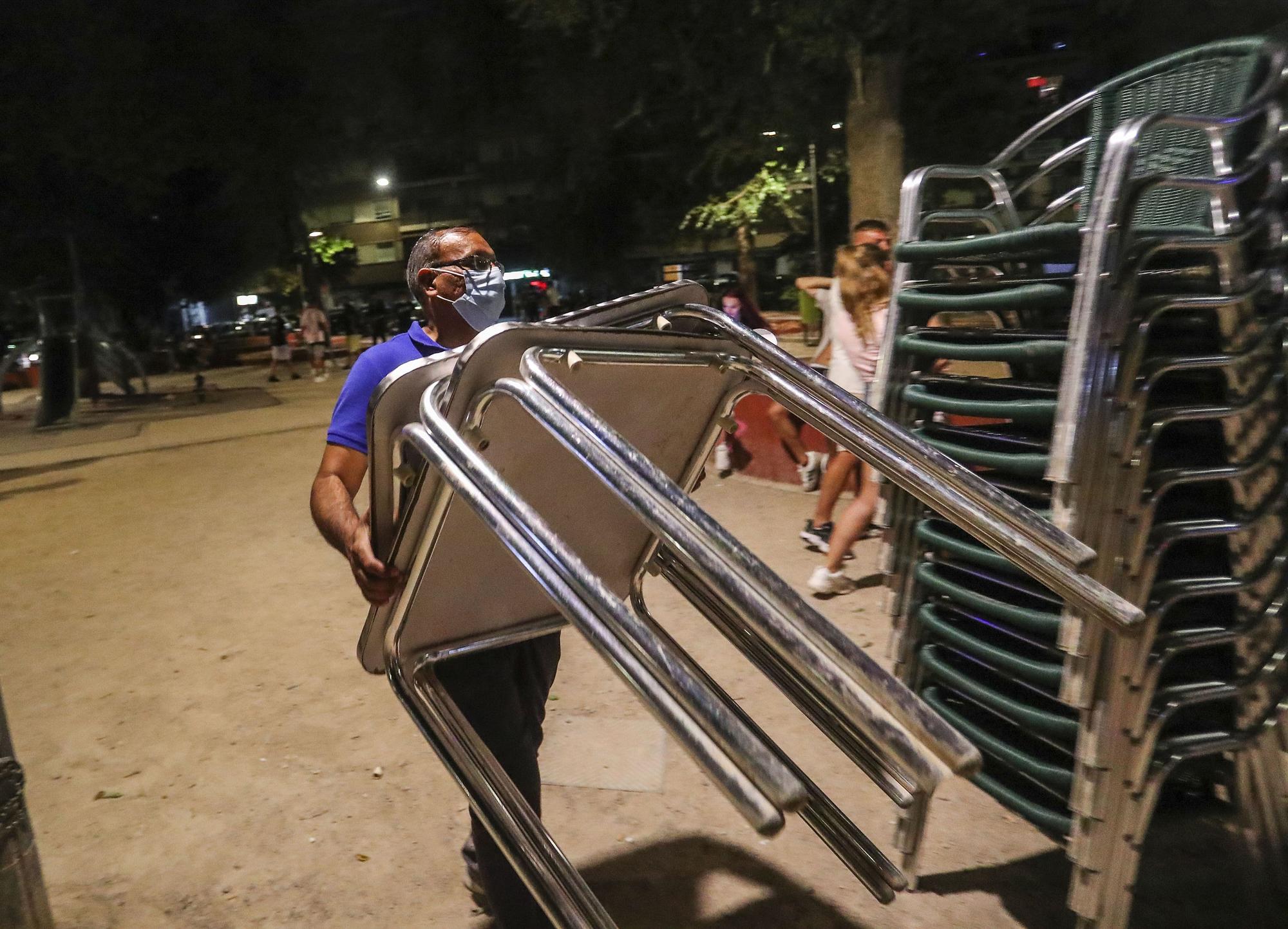 Controles antibotellón en València y cierre del ocio a las 00.00 horas