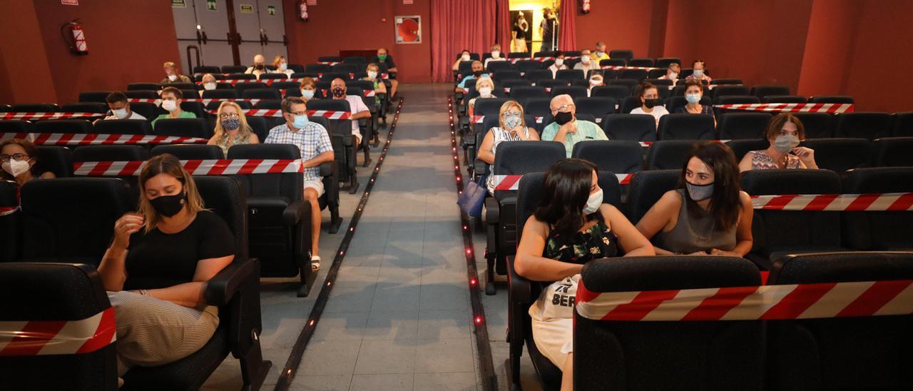 Primera proyección en los cines Odeón tras la pandemia.