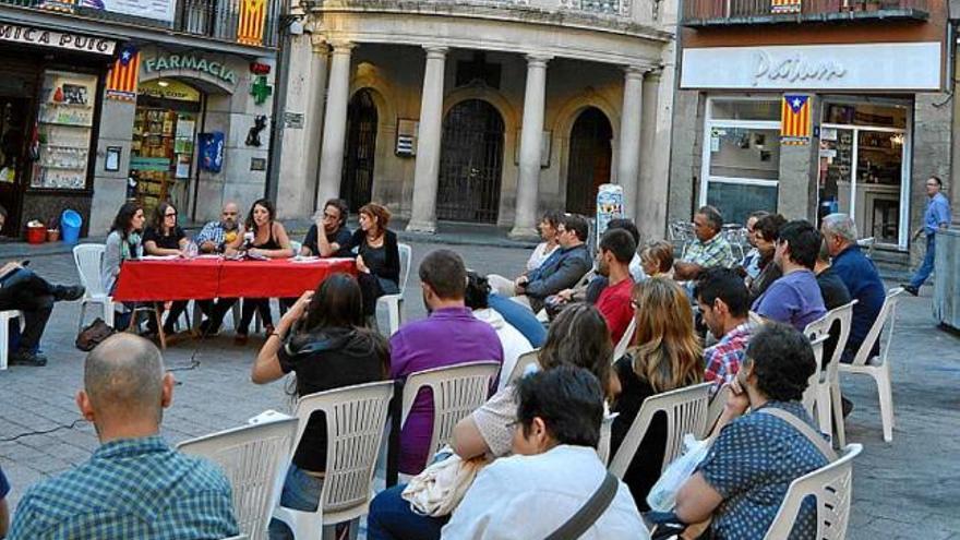 Acte de balanç de la CUP dels seus primers 100 dies de govern, dilluns