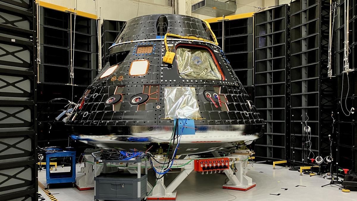 La NASA retrasa las misiones Artemis II a 2025 y Artemis III a 2026.