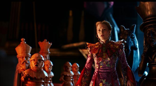 Mia Wasikowska en &quot;Alicia a través del espejo&quot;