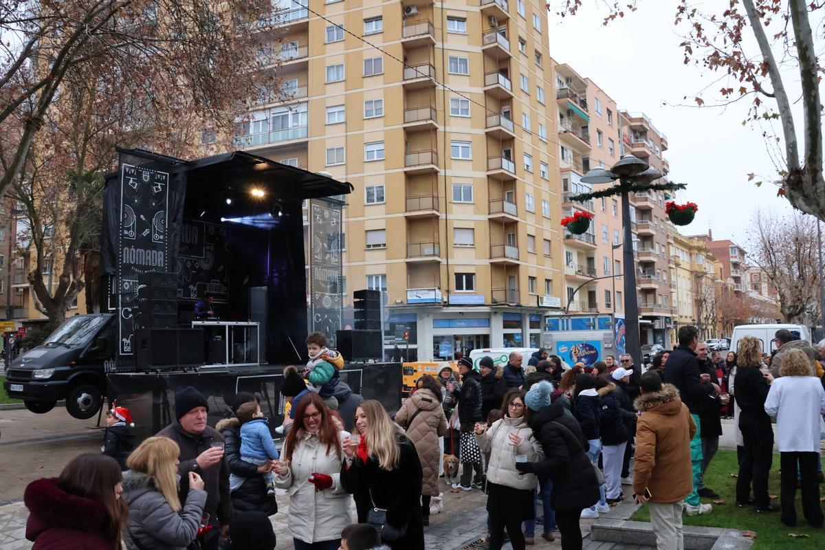 Celebración de las campanadas en el Mercado de Abastos de Zamora.