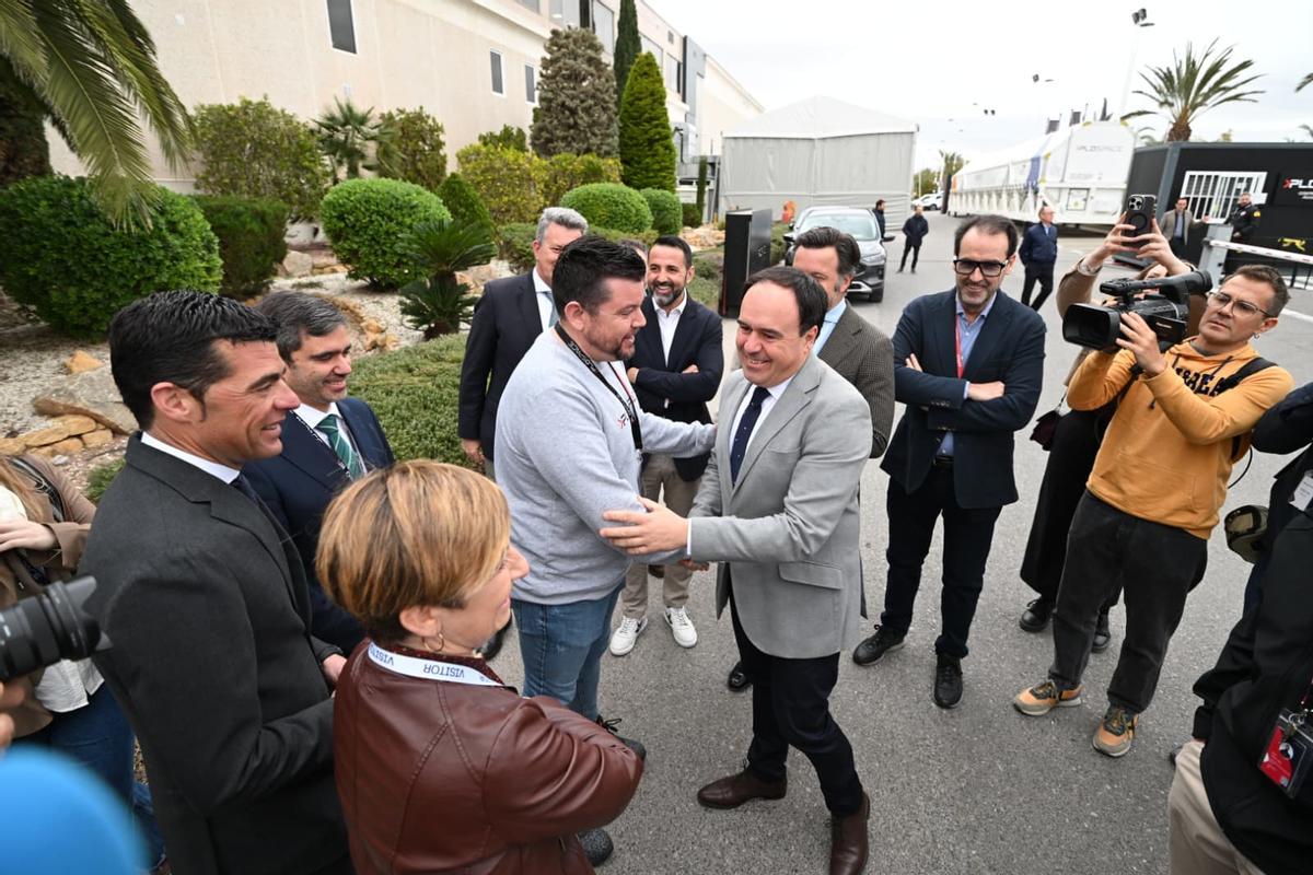 La Generalitat y Elche allanan el camino a PLD Space para acelerar su fábrica de cohetes