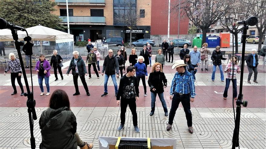 Jornada solidària i festiva de la Plaça Catalunya de Manresa, dissabte