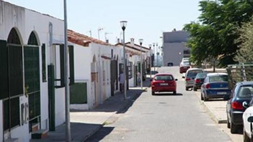 Cuatro detenidos en Badajoz por el altercado entre 300 vecinos y la policía local en La Luneta