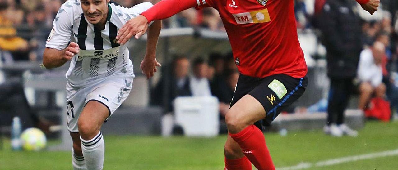 El jugador del Hércules Yerai durante el partido disputado frente al Castellón en Castalia.