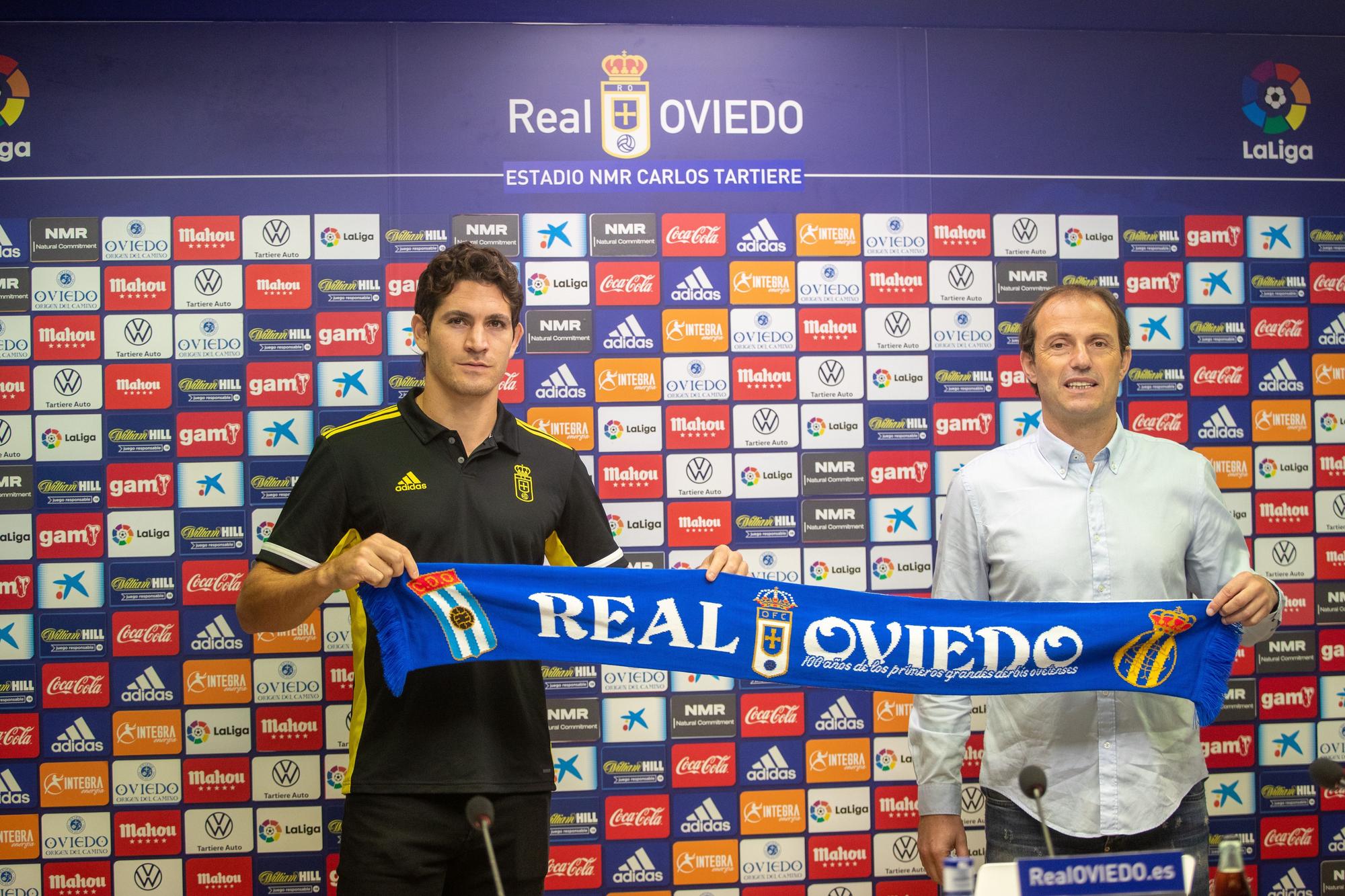 Fracnces Arnau: del terreno de juego a director deportivo del Real Oviedo
