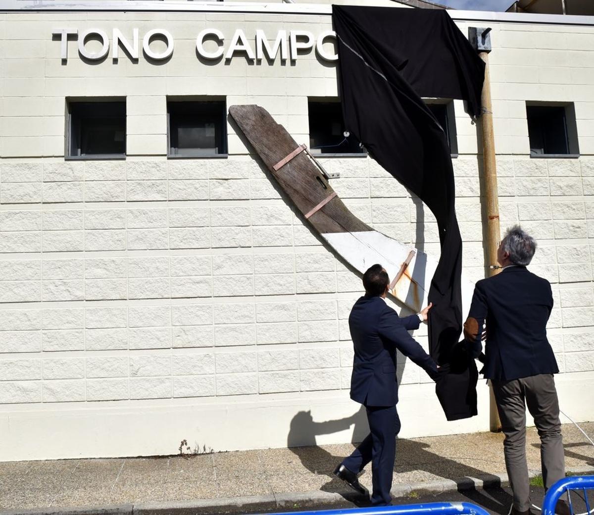 El pabellón ya lleva el nombre de Tono Campos.