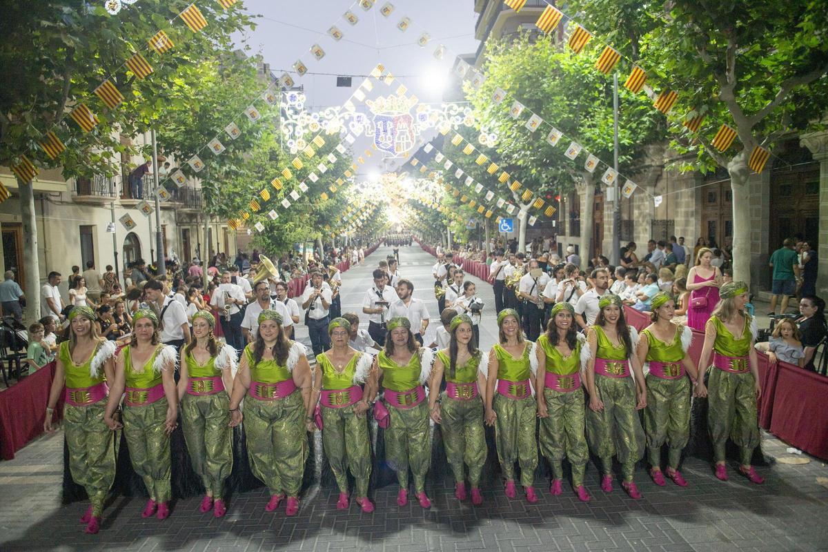 Así ha sido la Gran Entrada de las Fiestas de Moros y Cristianos en Xixona