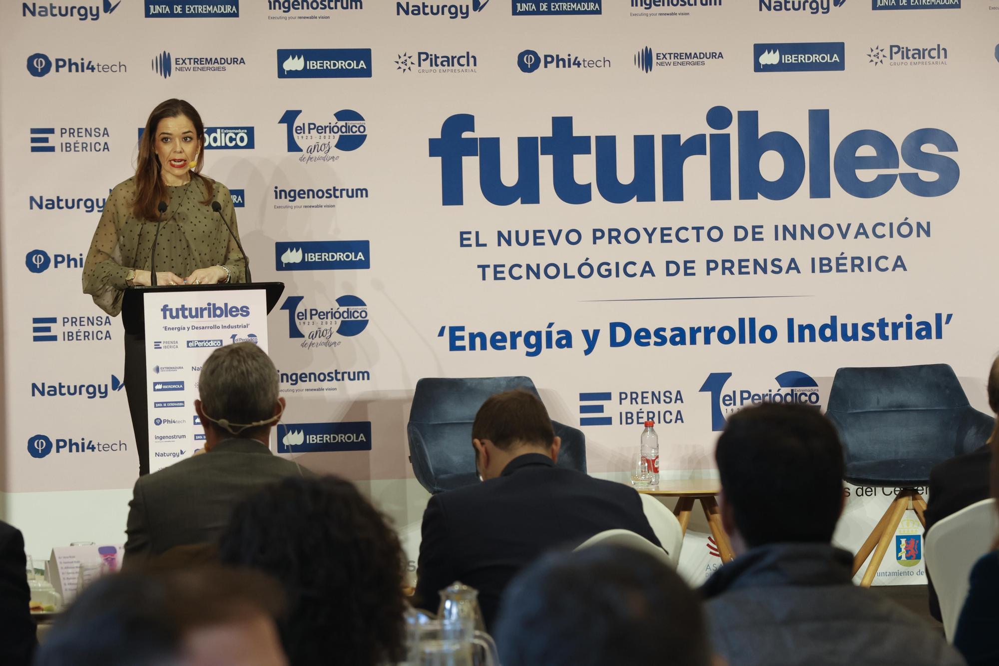 GALERÍA | Las imágenes de Futuribles Extremadura 'Energía y desarrollo industrial'