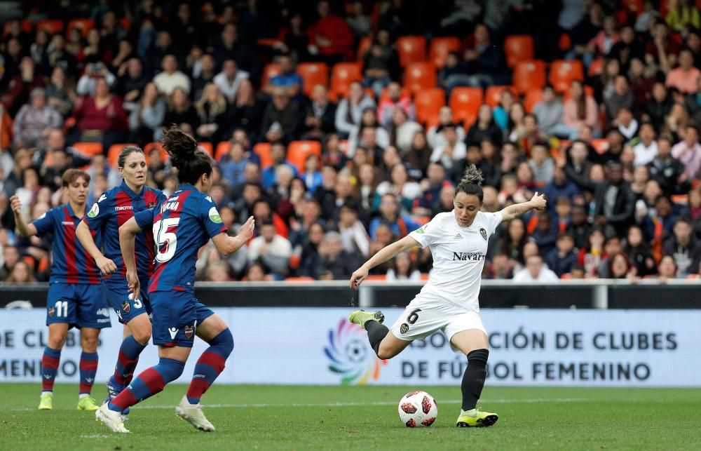 Derbi femenino en Mestalla