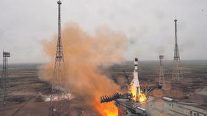 Imagen de un lanzamiento de un cohete espacial.