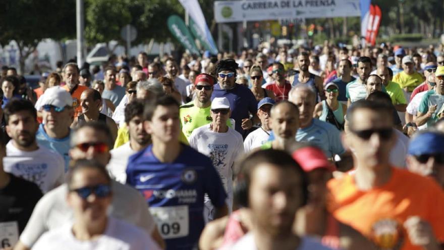 Dos procesiones y una carrera afectarán al tráfico de Málaga capital en el fin de semana