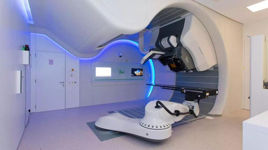 La protonterapia llegará a Sevilla en 2028: el tratamiento de última generación contra el cáncer que pagó Amancio Ortega