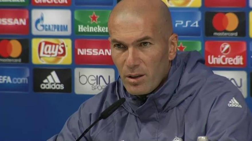 Zidane: &quot;Vamos a jugar e intentar quedar primeros de grupo&quot;