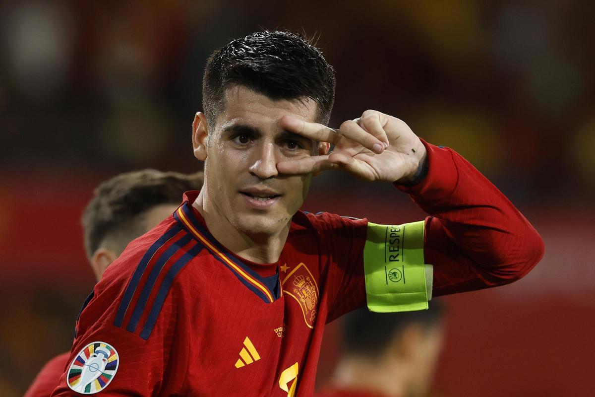 Morata: "La selección masculina ayuda mucho a la femenina"