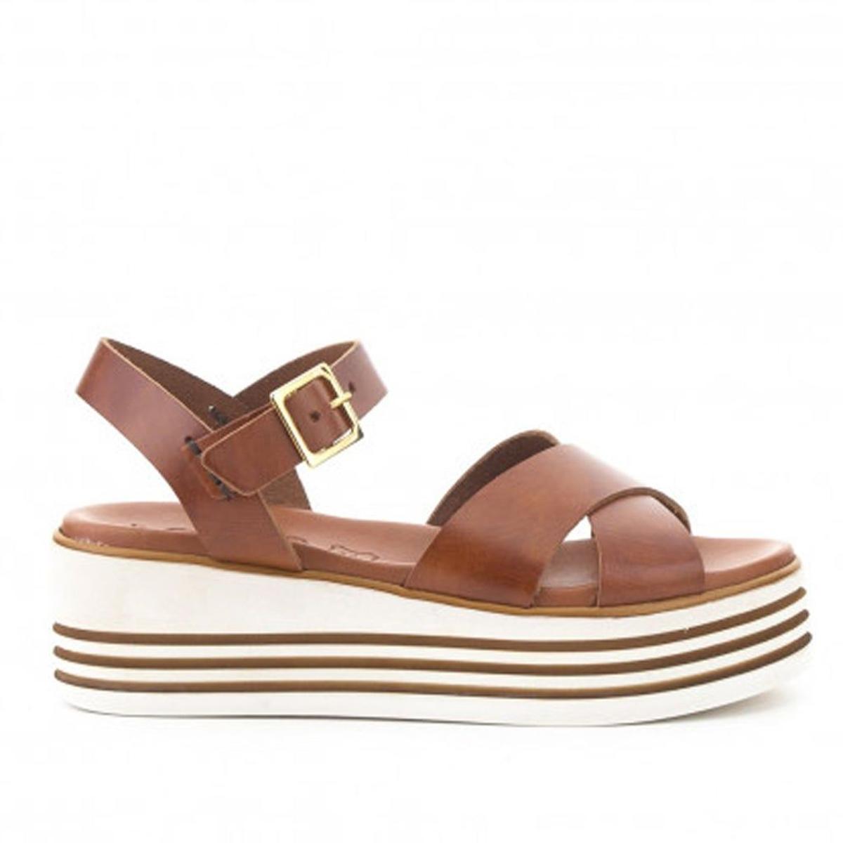 Sandalia flatform de piel