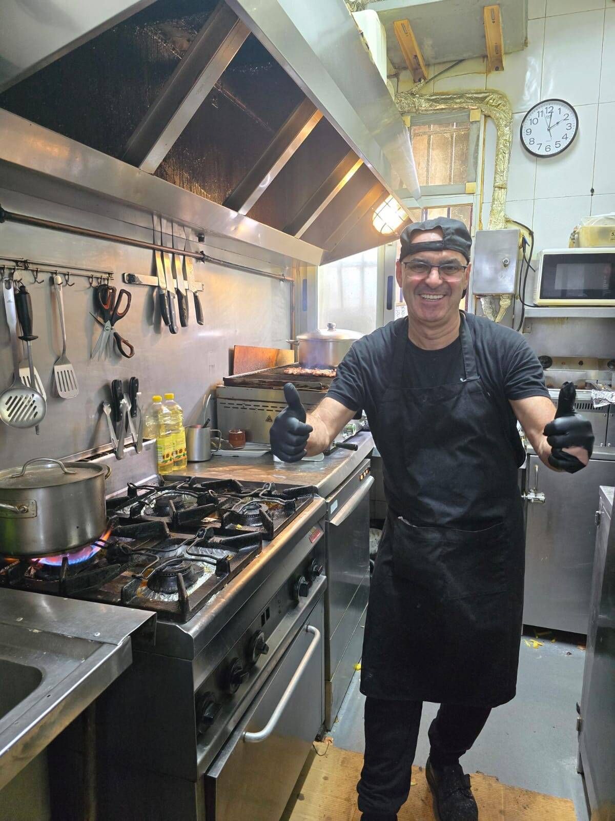 La taberna O Pelao de Cangas echa el cierre