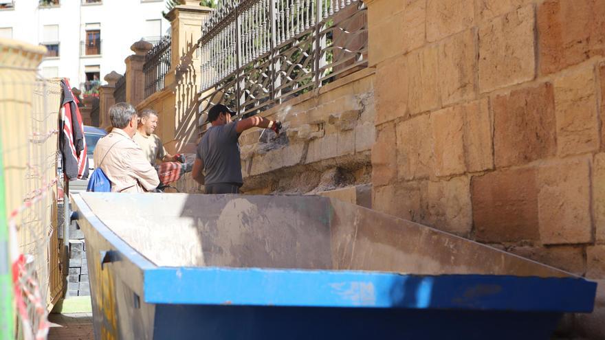 La fachada de San Patricio de Lorca quedará libre de vallas en dos semanas