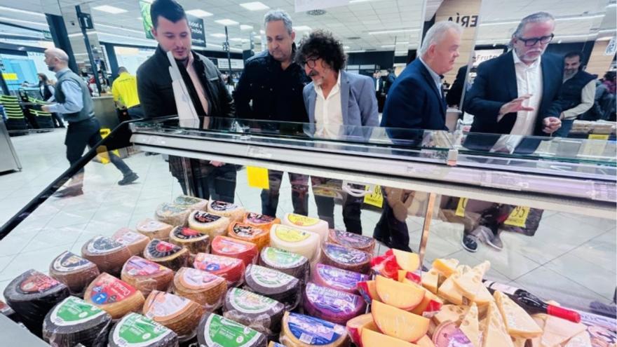 Frescos al corte y 1.724 metros cuadrados: así es el nuevo supermercado que ha abierto en la Región de Murcia, Hiberber