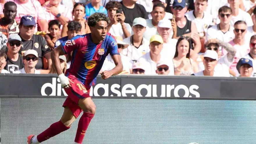 Así se ha narrado el golazo al estilo Messi de Lamine Yamal contra el Valencia CF